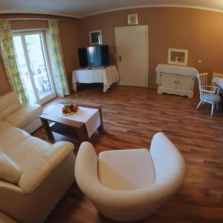 Haus Im Park Appartement